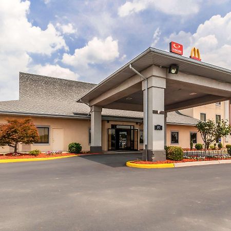 Econo Lodge Inn & Suites Middletown Екстериор снимка